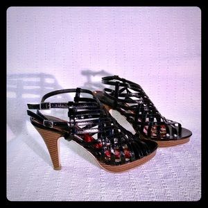 Women’s platform sandal